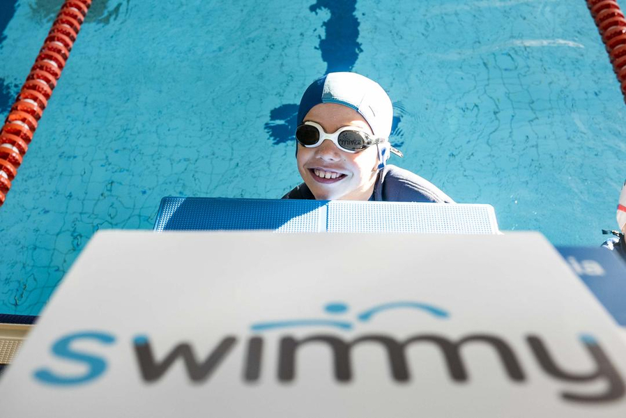 Zdjęcie na okładce dla Nauka pływania, szkoła pływania - Swimmy